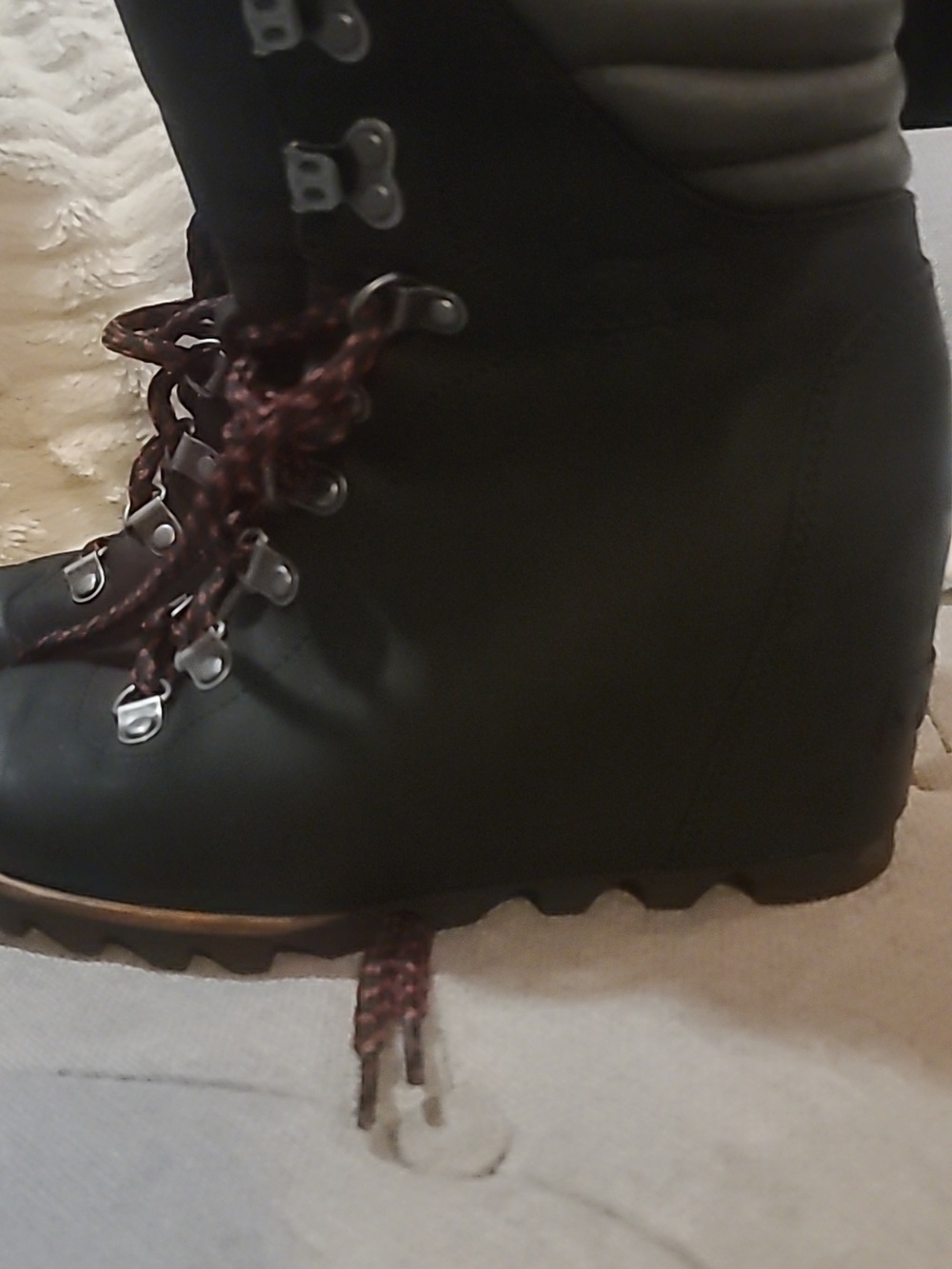 Sorel Black Women's Boot Size 7 EUR 38